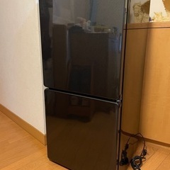 冷蔵庫　黒　ブラック　110L  2018年製　ユーイング　美品