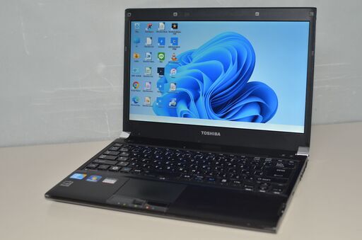 中古軽量ノート 最新Windows11+office 東芝 R730/27A Core i5-M560/メモリ4GB/HDD500GB/13.3インチ/無線内蔵/HDMI/DVDマルチ/便利なソフト