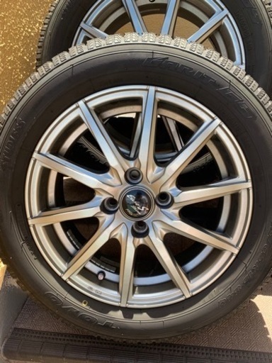 ベスト スタッドレスタイヤ 1シーズンのみ使用 