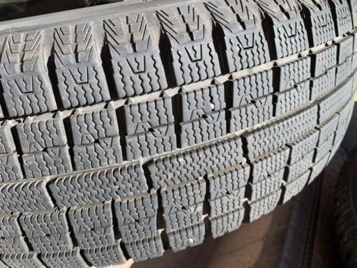 スタッドレスタイヤ 1シーズンのみ使用 【公式通販】