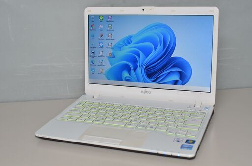 中古軽量ノート 最新Windows11+office 富士通 SH54/G Core i3-2350M/メモリ4GB/HDD500GB/13.3インチ/無線内蔵/HDMI/DVDマルチ/便利なソフト