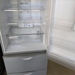 AQUA　255L 3ドア冷凍冷蔵庫　AQR-261A(S) 2012年製 AQUA 255L 3ドア冷凍冷蔵庫 AQR-261A(S) 2012年製