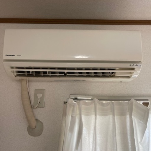 冷暖房　エアコン　室外機