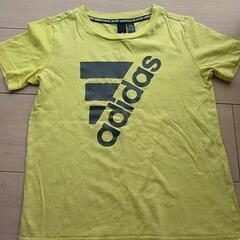 adidasスポーツシャツ130センチ