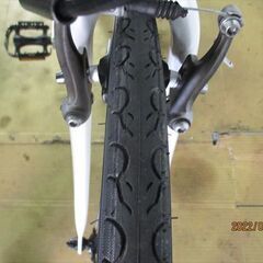 C109★23800円スタート★整備済み スポーツ中古自転車 【クロスバイク　GIANT　エスケープR3　白　42ｃｍ】