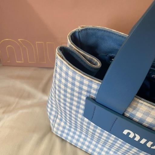 激安 miumiu ギンガムチェック ハンドバッグ ブルー 激安 miumiu ギンガムチェック ハンドバッグ ブルー