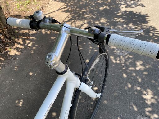 クロスバイク GIANT ESCAPE Ri5 内装5段変速 Mサイズ ホワイト