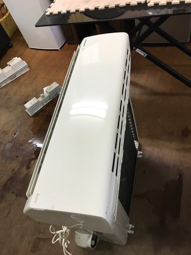 2018 Panasonic 8-10畳- 無料の基本的なエアコンのインストール