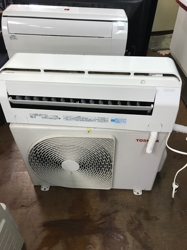 2017 Toshiba  14-16畳- 無料の基本的なエアコンの建設