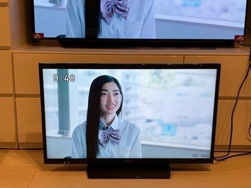 32型シャープAQUOSテレビ