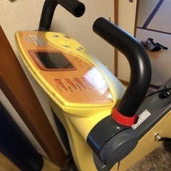 KONAMI（コンビ）エアロバイクai