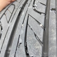 ロクサーニ　ケラス　225/35R19 7.5j+55 6部山　ZRR80 ノア