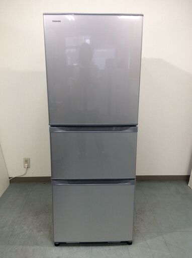 (8/28受渡済)YJT4897【TOSHIBA/東芝 3ドア冷蔵庫】美品 2020年製 GR-S33S 家電 キッチン 冷蔵冷凍庫 右開きドア 自動製氷 330L