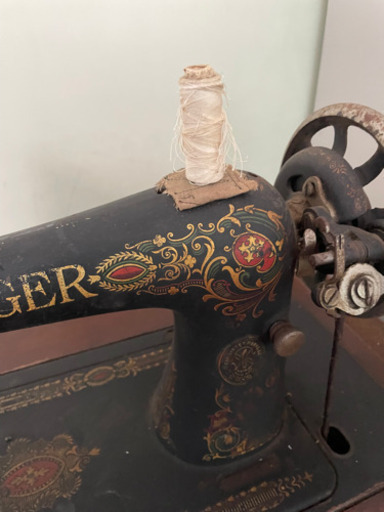 SINGER(シンガー )社製のアンティークミシンです。 | noonanwaste.com