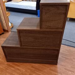 新品　階段箪笥(右)