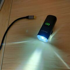 GIANT クロスバイク 新品購入半年使用 (ひたちなか市→直受け取り限定）