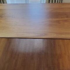 カリモク家具 ダイニングテーブル ウォールナット 無垢材 美品 テーブルマット付