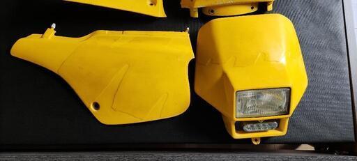 TS125R純正カウルセット