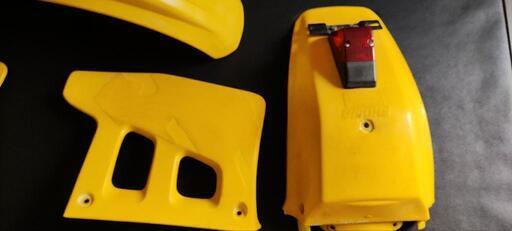 TS125R純正カウルセット TS125R純正カウルセット