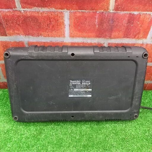 マキタ makita DC18RD 二口急速充電器【野田愛宕店】【店頭取引限定