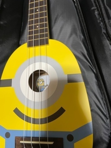 【KIWAYA】UKULELE MINIONS MN-20 ソプラノウクレレ 専用ケース付 (パイナップル型 ミニオン ウクレレ 初心者 キッズ)