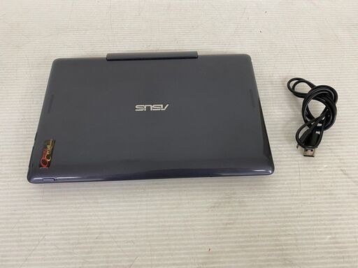 【ASUS】 エイスース TransBook T100T ノートパソコン タブレット 2in1 Win8.1 Atom CPU Z3740 1.33GHz 2GB 32GB HDD 500GB ②