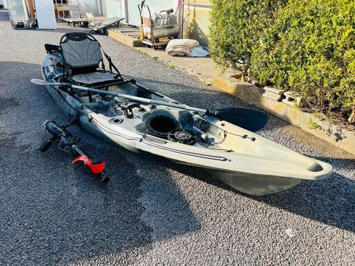 特 Riot Kayaks MAKO12 足こぎカヤック - bravista.com.br