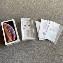 iPhoneXS 64GB SIMフリー ケース、箱、フィルム付き‼️ iPhoneXS 64GB SIMフリー ケース、箱、フィルム付き‼️