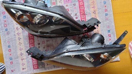 BK マツダ アクセラスポーツ HID バラスト カプラー変換アダプタ付 ヘッドライト 左右セット 2003〜2009年