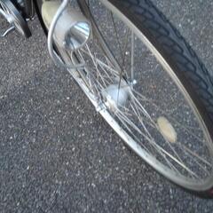 中古自転車2152 前後タイヤ新品！ 27インチ 6段ギヤ LEDオート