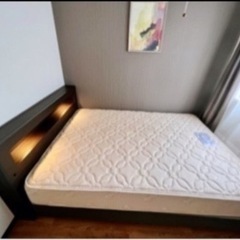 ダブルベッド ラクトコンセント付き　シモンズ  simmons 