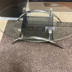 リビング　ガラス　テーブル