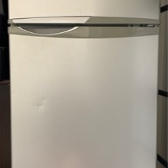 冷蔵庫　SHARPの画像