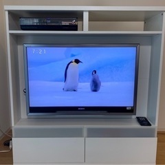 決まりました：SONYテレビ、壁掛けテレビボード