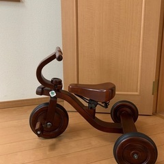 木製　三輪車