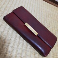 カルティエ　財布　