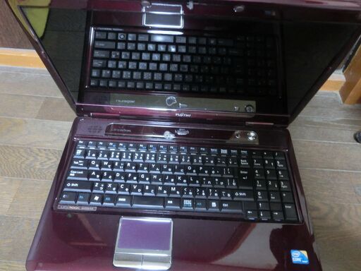 富士通 FUJITSU FMVA55DWC [LIFEBOOK AH55/D