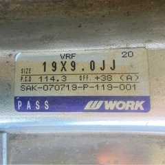 WORK VARIANZA 245/40R19 エスティマ