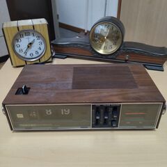 東芝　ラジオ時計　セイコー　古い時計2個