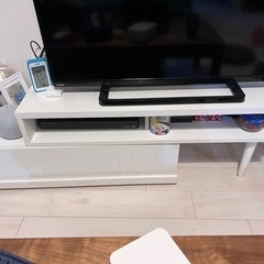 【譲ります】ニトリ　可動式テレビ台　ホワイト