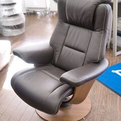 カリモク THE FIRST リクライニングチェア RU7750R353 ＆ オットマン RU0256R353 2020年購入