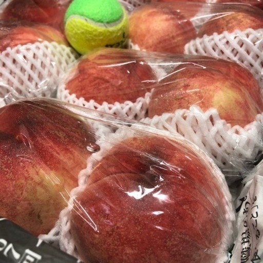 初入荷…‼️あかつき…‼桃️特大…類サイズ16玉入り‼️発泡スチロール