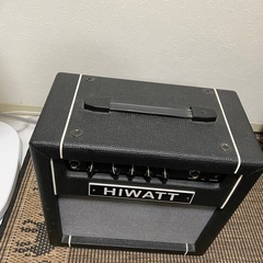 【ネット決済】HIWATT ベースアンプ