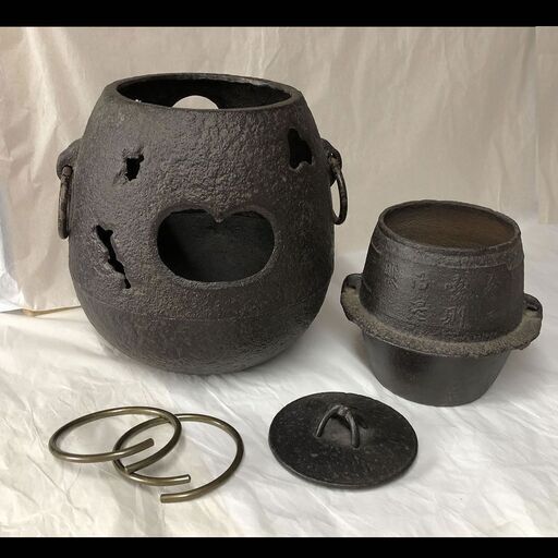 e1773 茶飯釜 木箱入り 茶釜 飯釜 茶道具 e1773 茶飯釜 木箱入り 茶釜 飯釜 茶道具