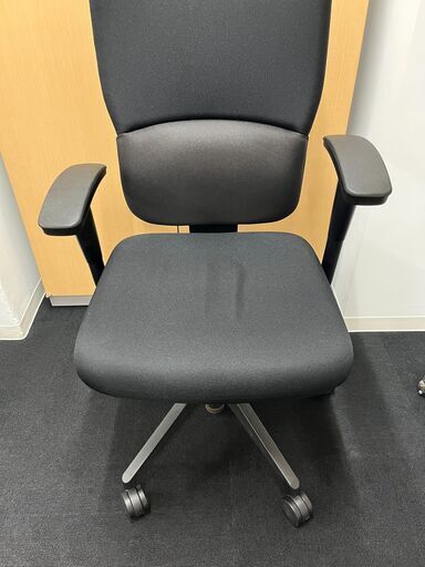 【冬バーゲン★】 【オフィス家具】スチールケース　Steelcase　レッツＢ いす