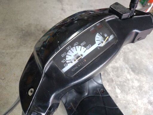 バッテリー交換済み！セル一発始動！　広島発！スズキ　CA1KB レッツ2　希少！走りの2サイクルエンジン　フロントディスクブレーキ　レストアベース　異音無くキック　セルでエンジン始動　　鍵　登録書類有り　現状車 バッテリー交換済み！セル一発始動！ 広島発！スズキ CA1KB レッツ2