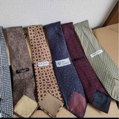 ネクタイ60本以上大量セットまとめ売り　グッチ1本　その他エルメス　フェンディ　クリスチャンディオール　ポールスミス　ダンヒル　アルマーニ