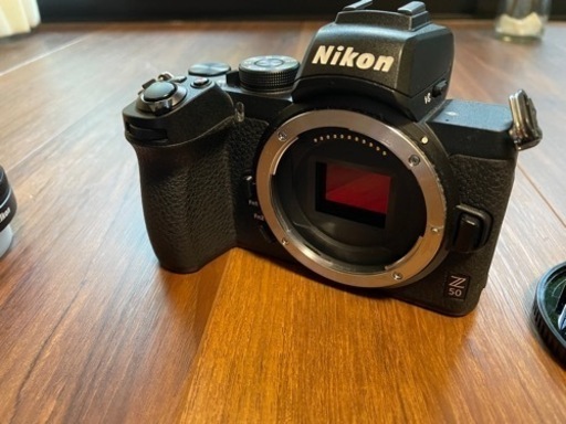 Nikon z50 ダブルズームキット　レンズカバー付き