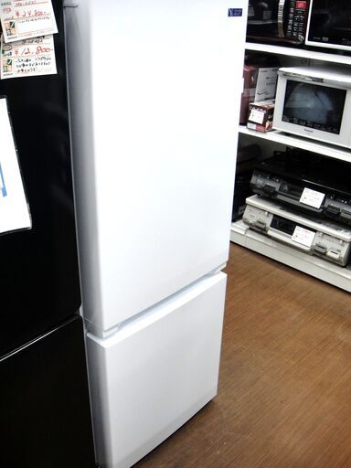 93 YAMADA ヤマダ 156L 冷蔵庫 2021年製 YRZ-F15G1　１４３