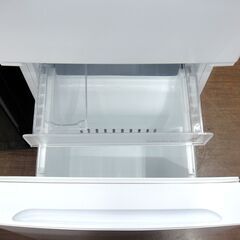 93 YAMADA ヤマダ 156L 冷蔵庫 2021年製 YRZ-F15G1　１４３